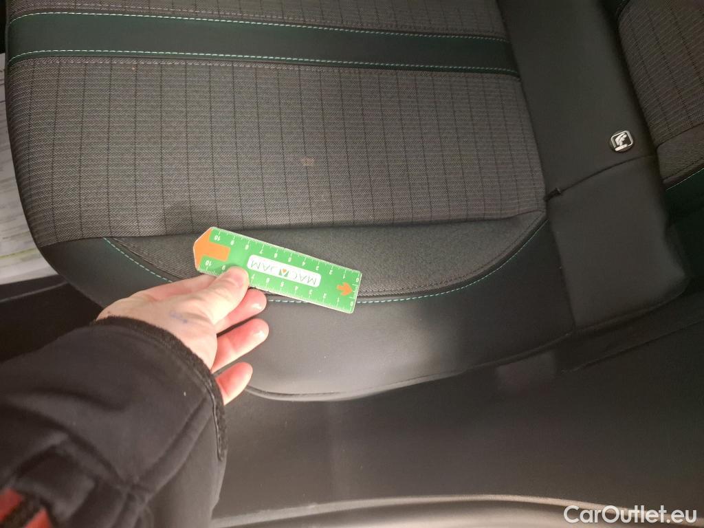  Peugeot  208  Allure Business 1.5 HDi 100CV BVM6 E6d #43