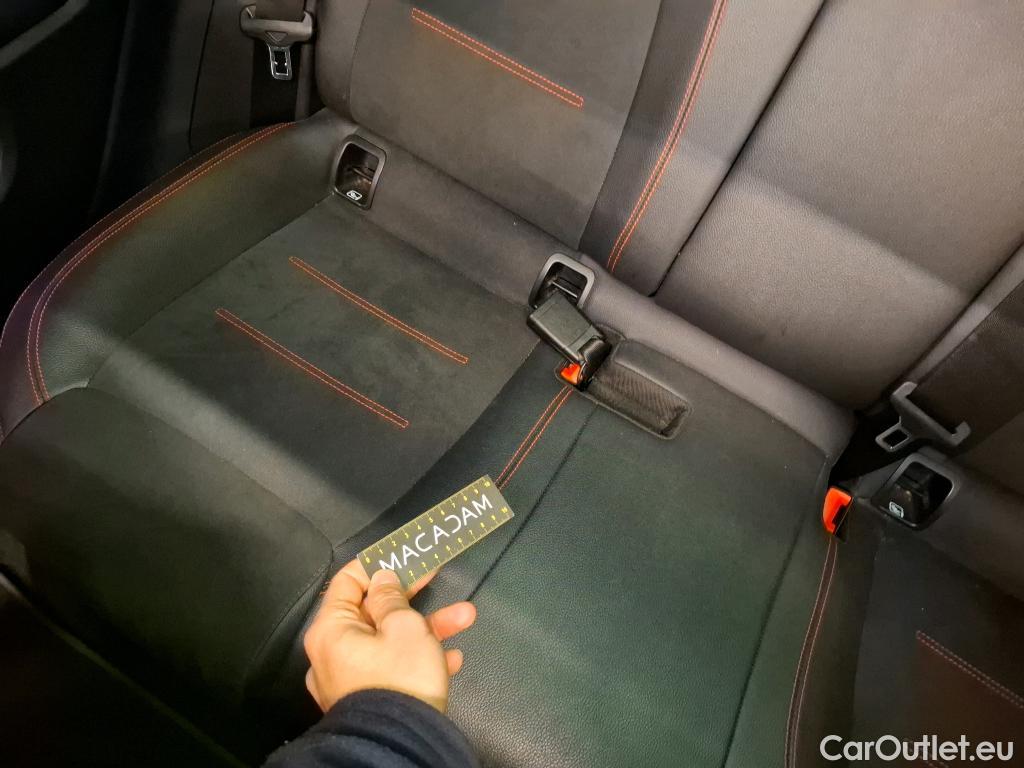  Mercedes  GLA MERCEDES-BENZ  / 2020 / 5P / SUV  250 e AMG LINE DCT #29