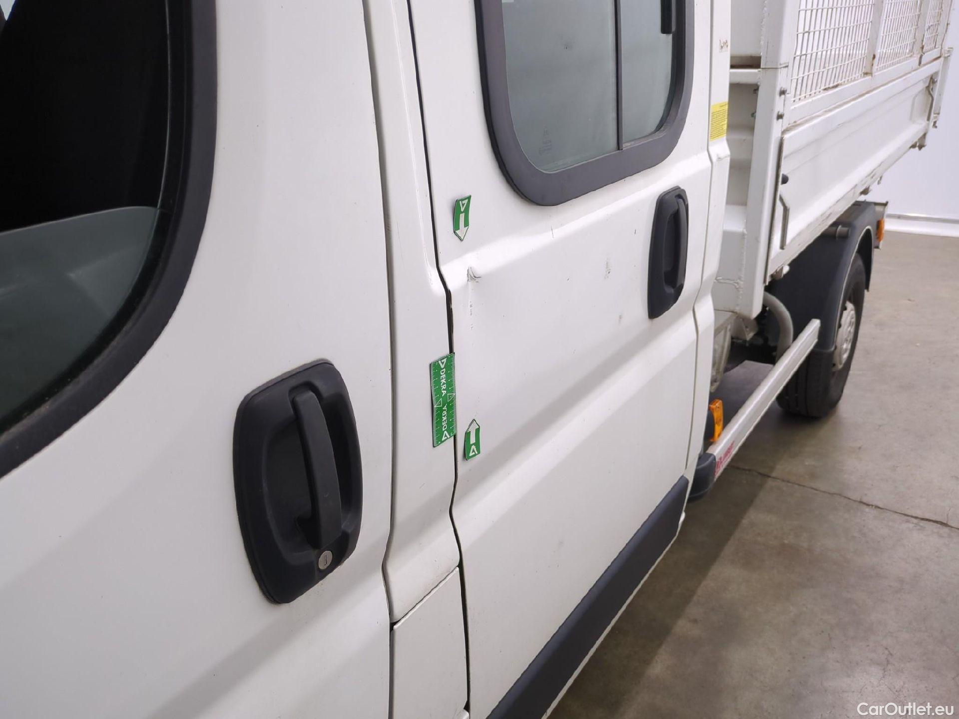  Peugeot  Boxer PEUGEOT  Chassis Cabine DC VU 4p Châssis double cabi BLUEHDI 130 PRO SR 435 L3 #61