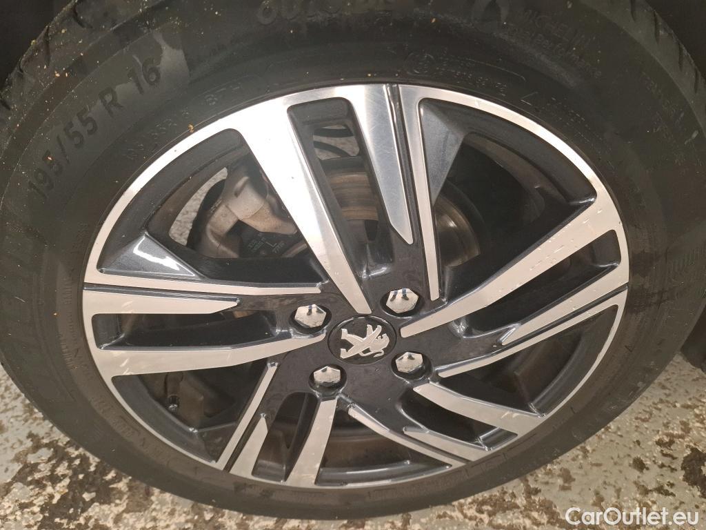  Peugeot  208  Allure Business 1.5 HDi 100CV BVM6 E6d #24