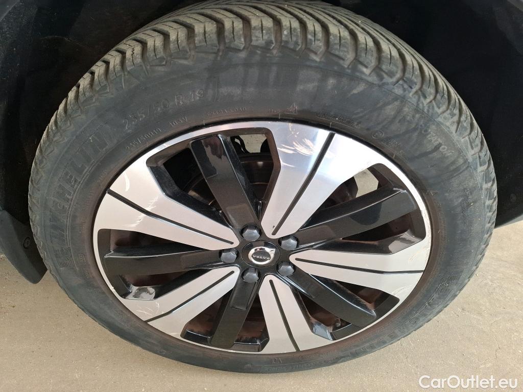  Volvo  XC 40 VOLVO XC40 / 2022 / 5P / SUV Recharge T5 262 DCT7 Ultimate #20