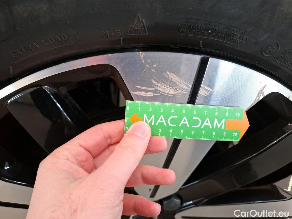  Volvo  XC 40 VOLVO XC40 / 2022 / 5P / SUV Recharge T5 262 DCT7 Ultimate #21