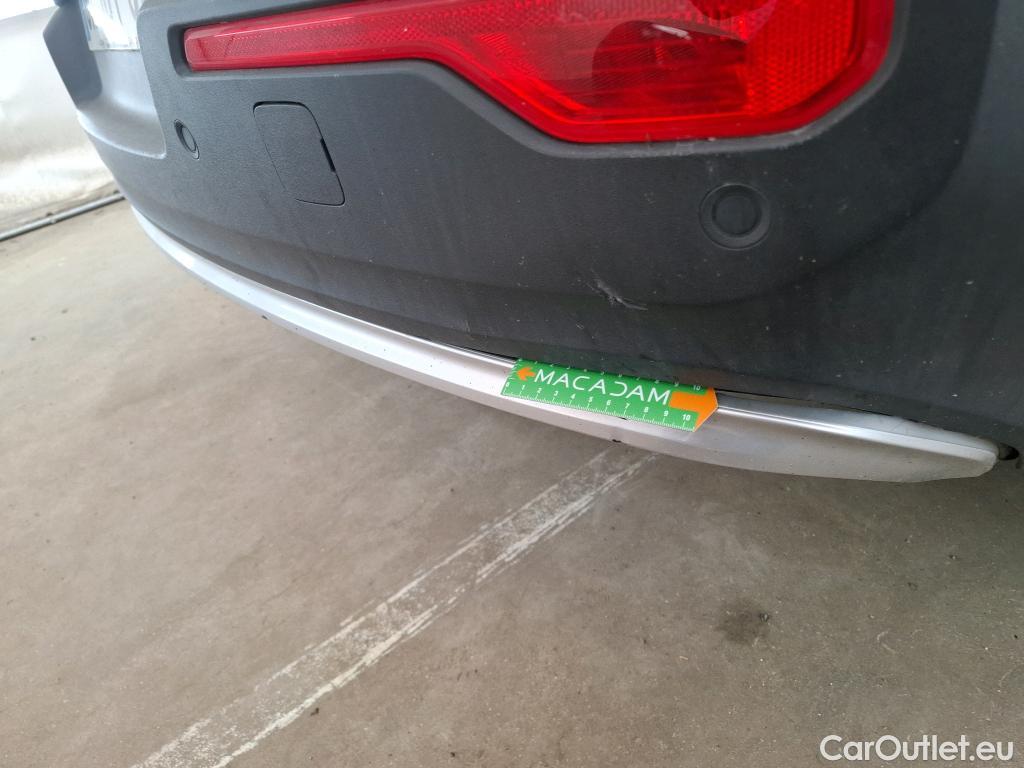  Volvo  XC 40 VOLVO XC40 / 2022 / 5P / SUV Recharge T5 262 DCT7 Ultimate #6