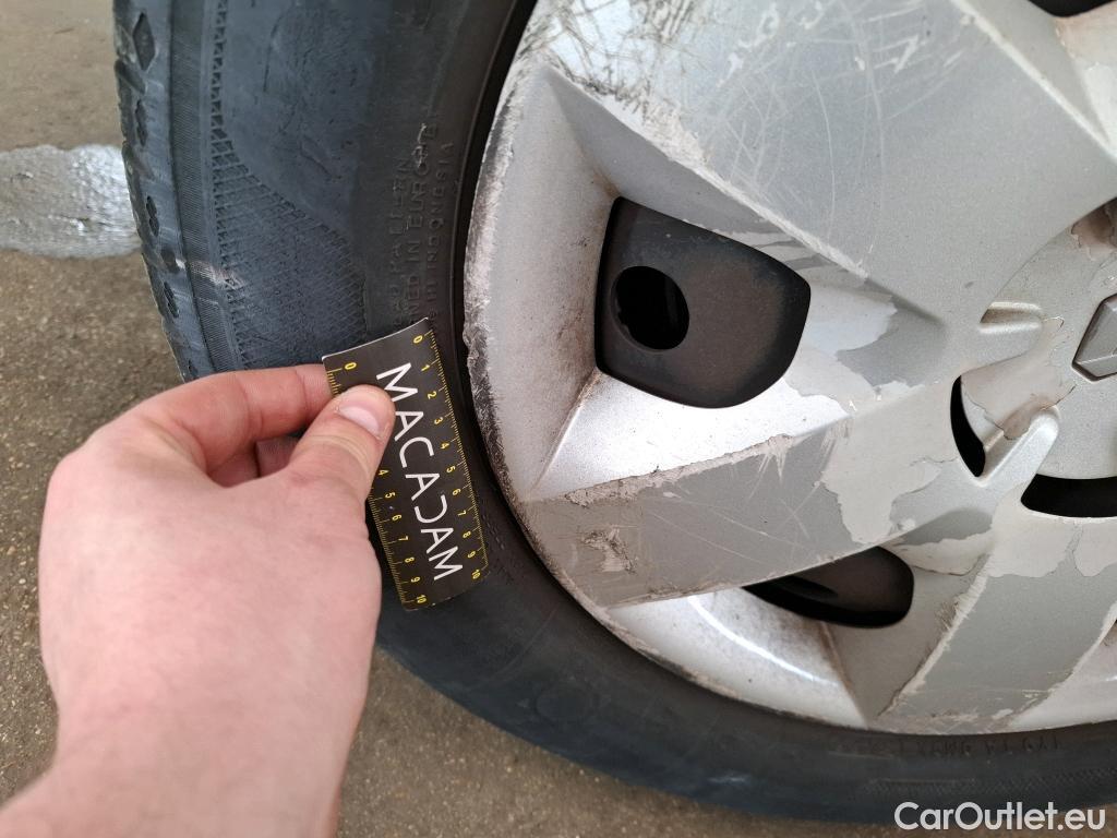  Renault  Kangoo  Express Maxi Extra (Série Spéciale) 1.5 dCi 90CV BVM5 E6 #77