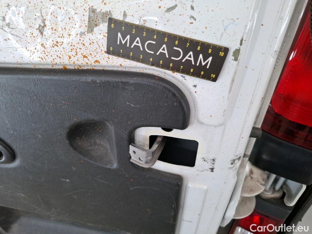  Renault  Trafic  Furgon Grand Confort L1H1 1000 1.6 dCi 120CV BVM6 E6 #80