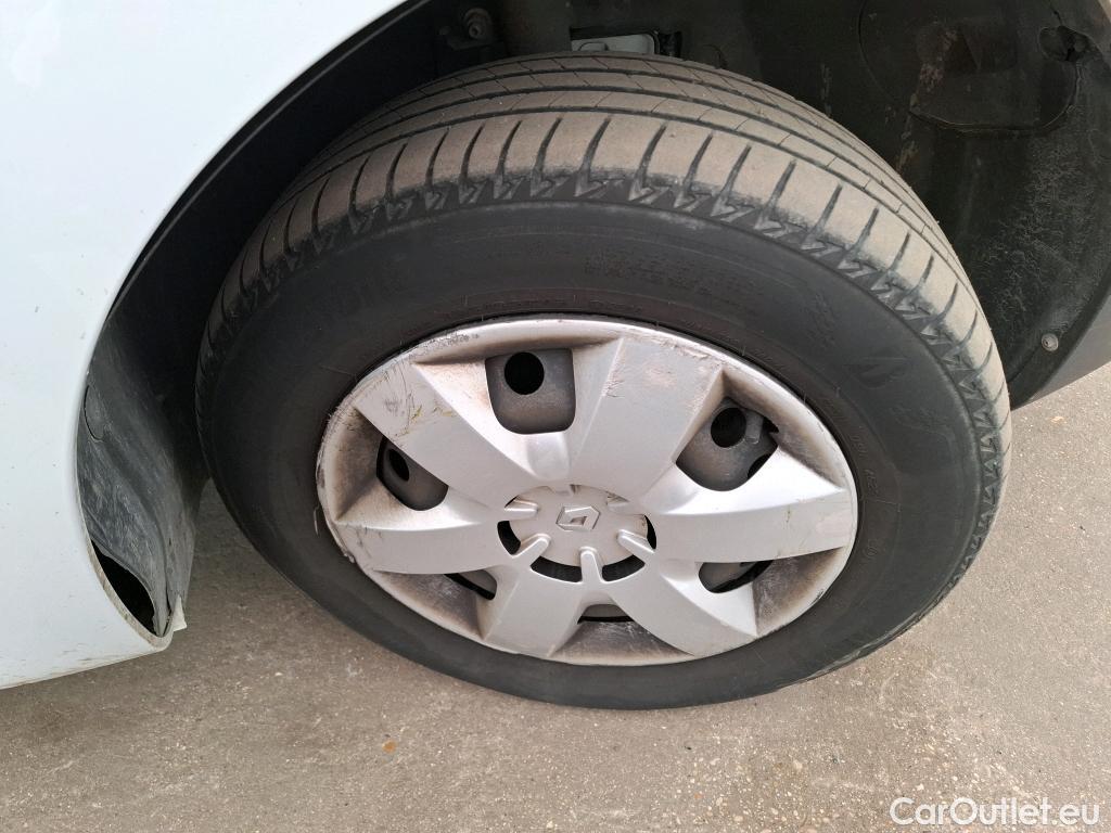  Renault  Kangoo  Express Maxi Extra (Série Spéciale) 1.5 dCi 90CV BVM5 E6 #29