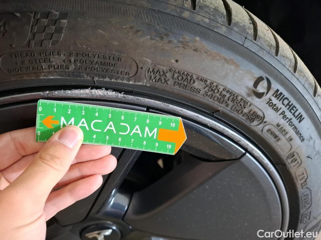  Tesla  Model 3 TESLA  / 2018 / 4P / Berline Propulsion #3