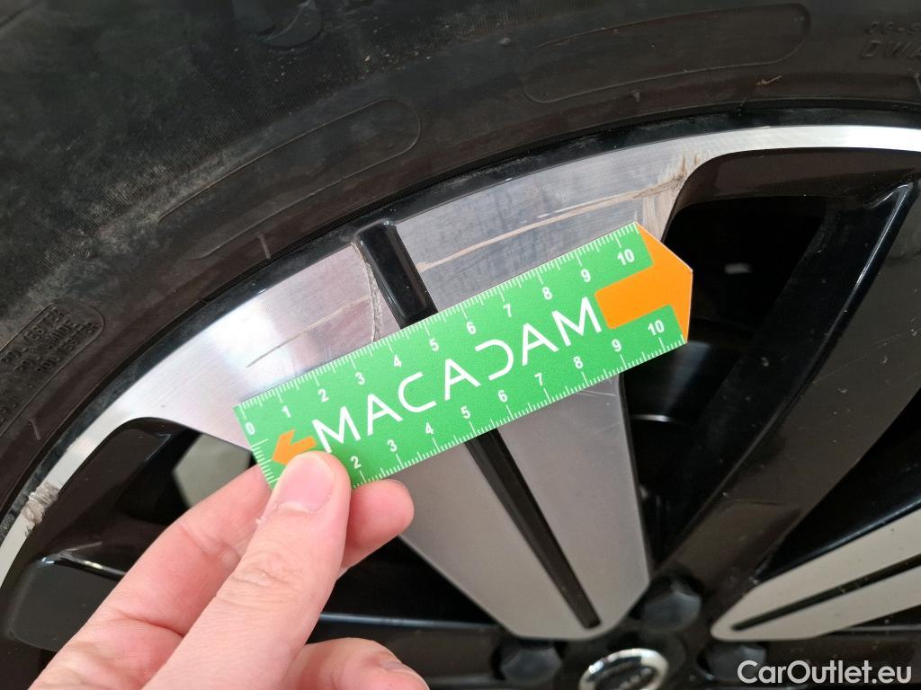  Volvo  XC 40 VOLVO XC40 / 2022 / 5P / SUV Recharge T5 262 DCT7 Ultimate #27