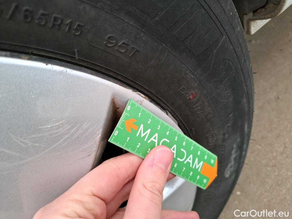  Renault  Kangoo  Express Maxi Extra (Série Spéciale) 1.5 dCi 90CV BVM5 E6 #32