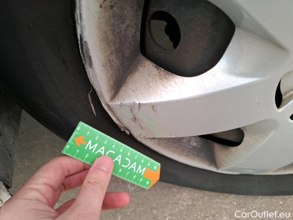  Renault  Kangoo  Express Maxi Extra (Série Spéciale) 1.5 dCi 90CV BVM5 E6 #30