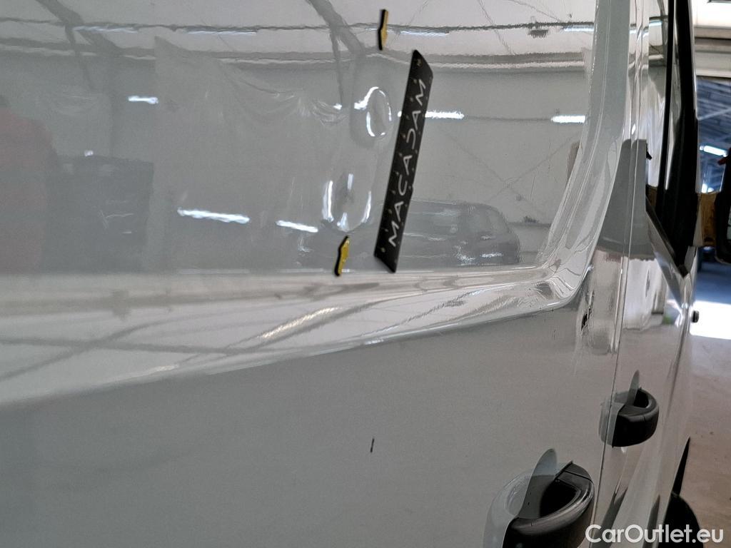  Renault  Trafic  Furgon Grand Confort L1H1 1000 1.6 dCi 120CV BVM6 E6 #36