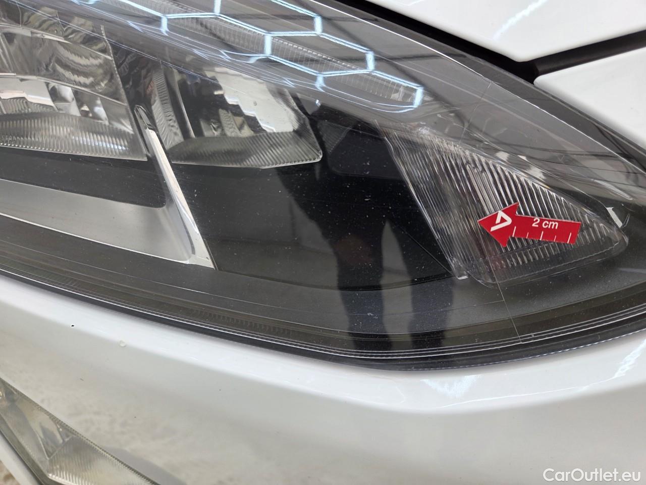  Ford  Focus 1.5 EcoBlue 120CP Titanium #21