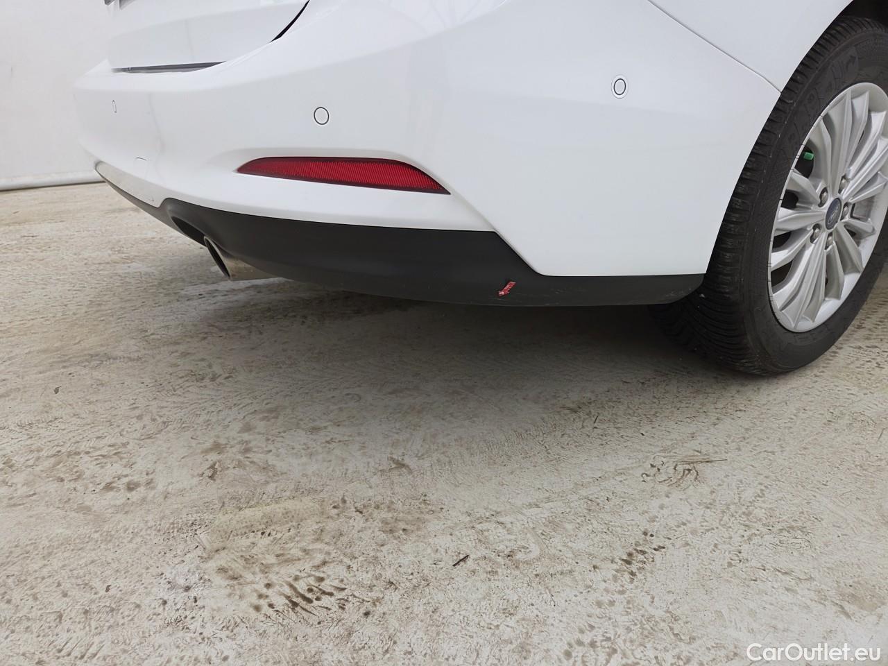  Ford  Focus 1.5 EcoBlue 120CP Titanium #35