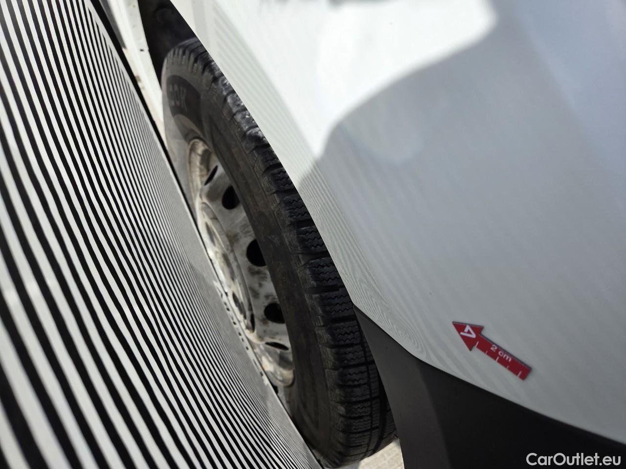  Citroen  C1 2.2 BlueHDi 140 35+ L3 #32