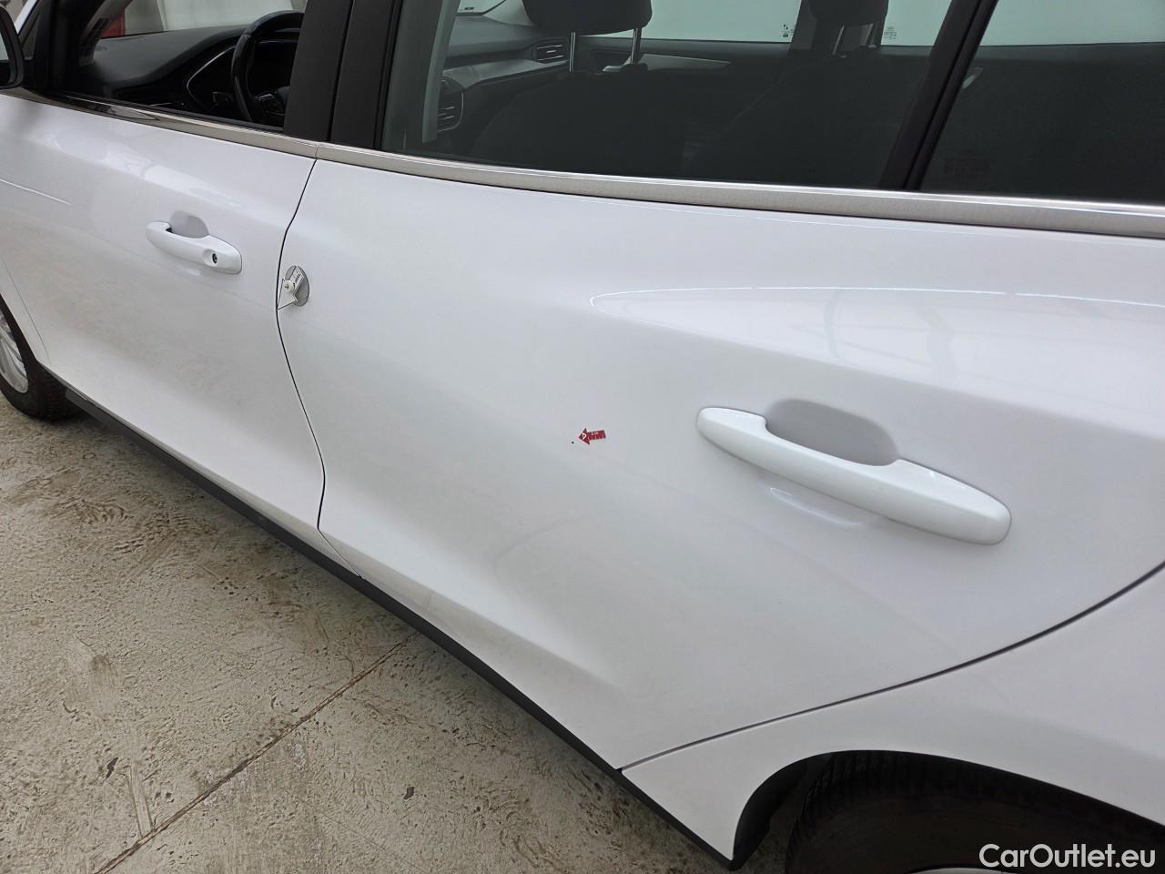  Ford  Focus 1.5 EcoBlue 120CP Titanium #45