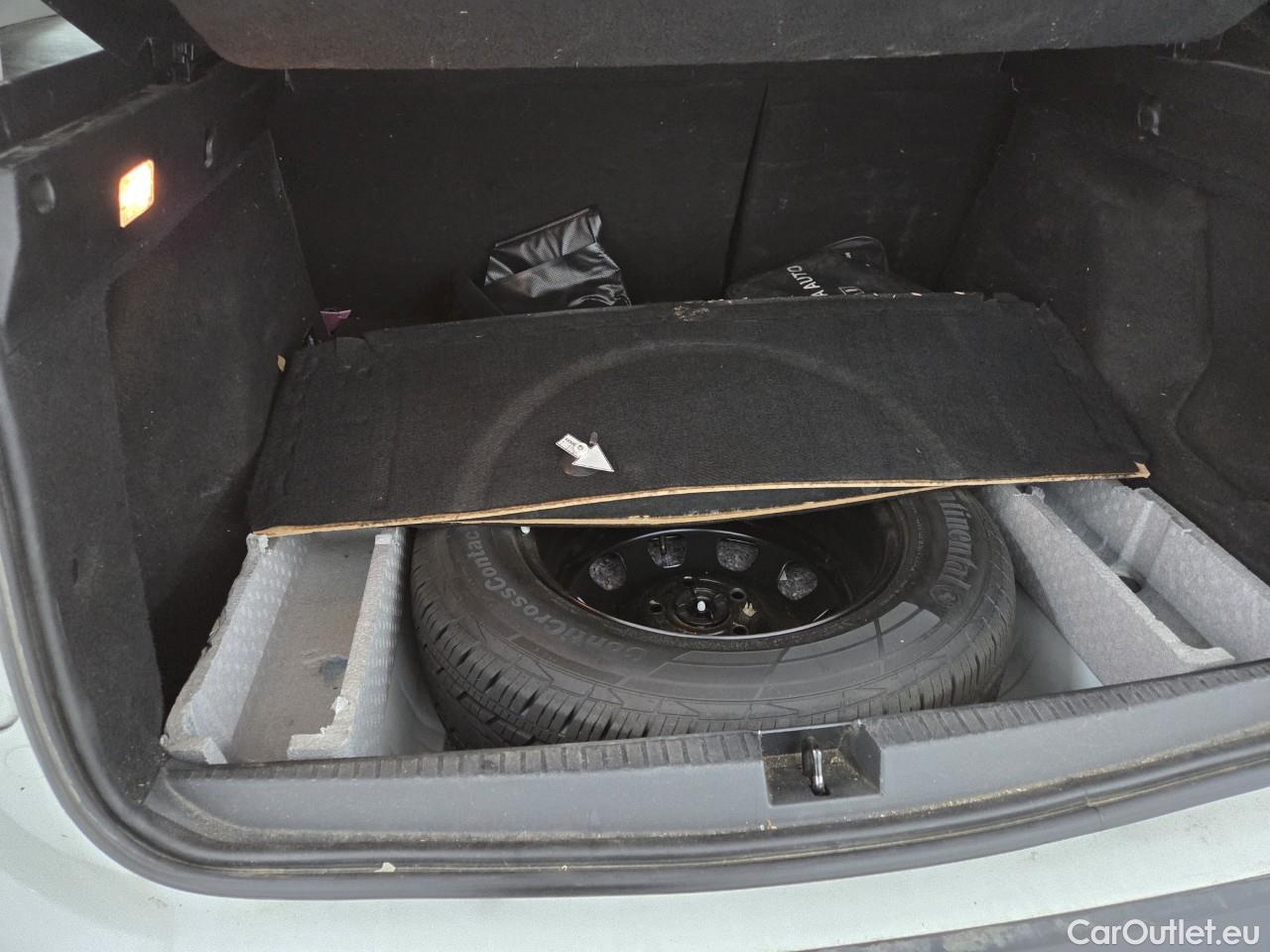  Dacia  Duster 1.5 Blue dCi 115CP Comfort 4WD #79