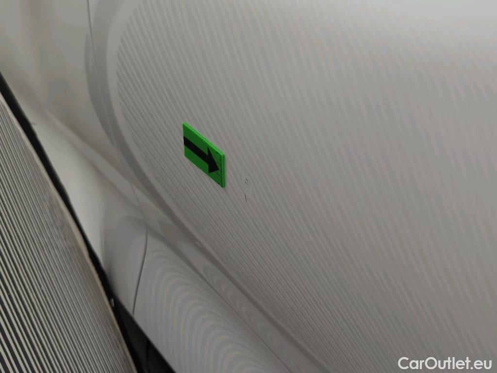  Ford  Kuga 2.5 Duratec FHEV 190CP Titanium CVT AWD #8