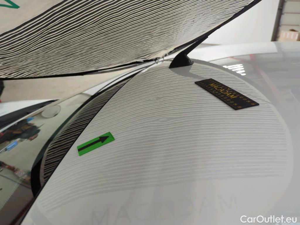  Dacia  Logan 0.9 TCe 90CP Laureate_Groupama #4