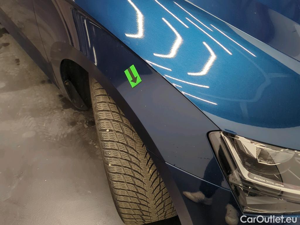  Skoda  Superb 2.0 TDI 200CP Style Combi DSG #29