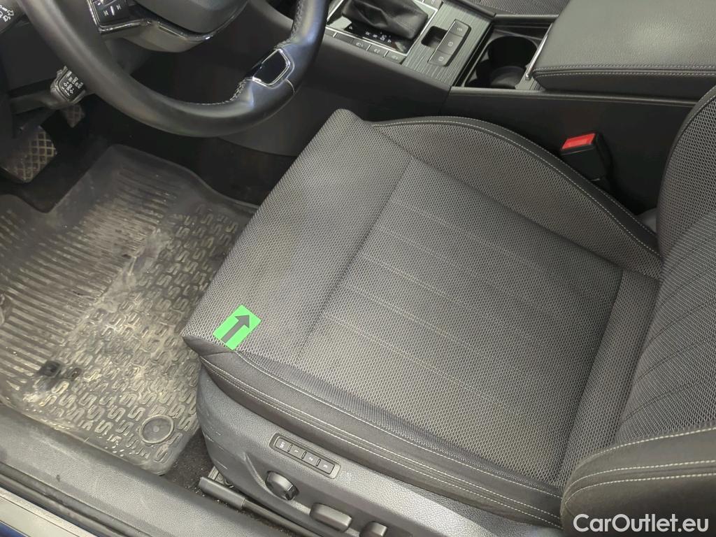  Skoda  Superb 2.0 TDI 200CP Style Combi DSG #19