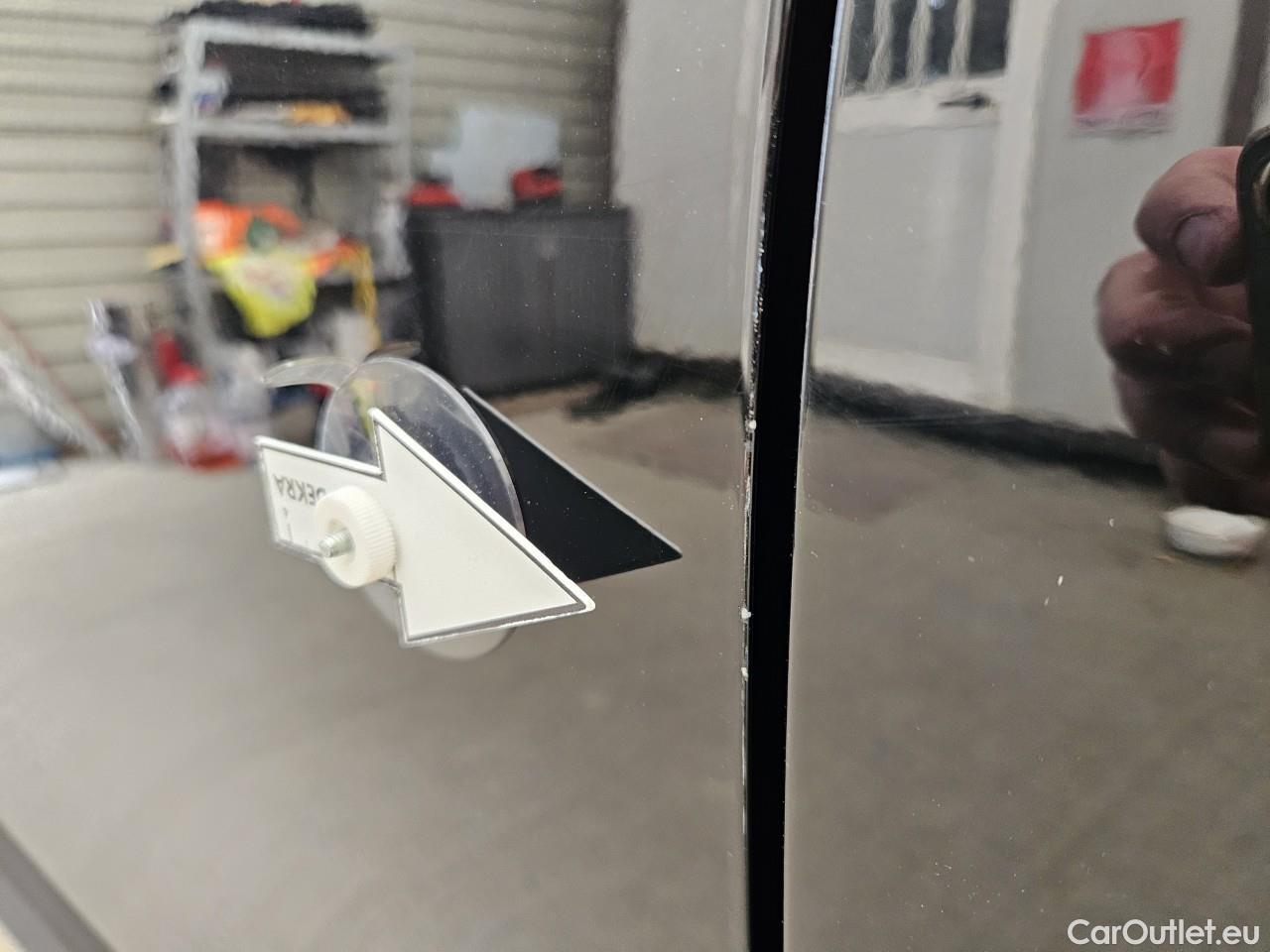  Mercedes  GLC  200 4MATIC #3