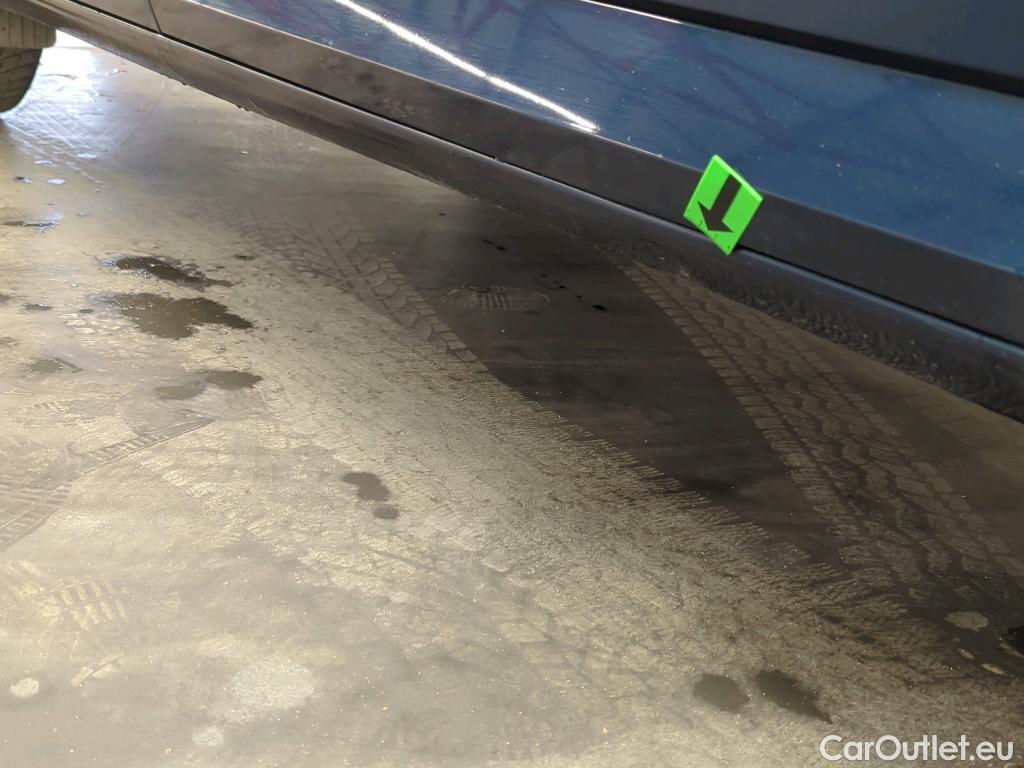  Skoda  Superb 2.0 TDI 200CP Style Combi DSG #13