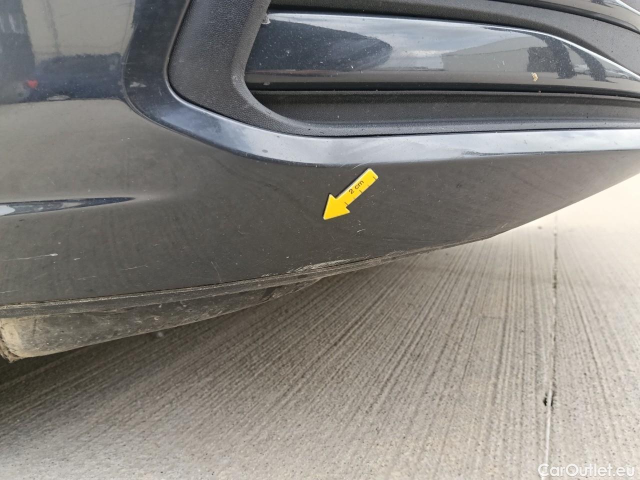  Volkswagen  Golf  Life 1.0 TSI #16