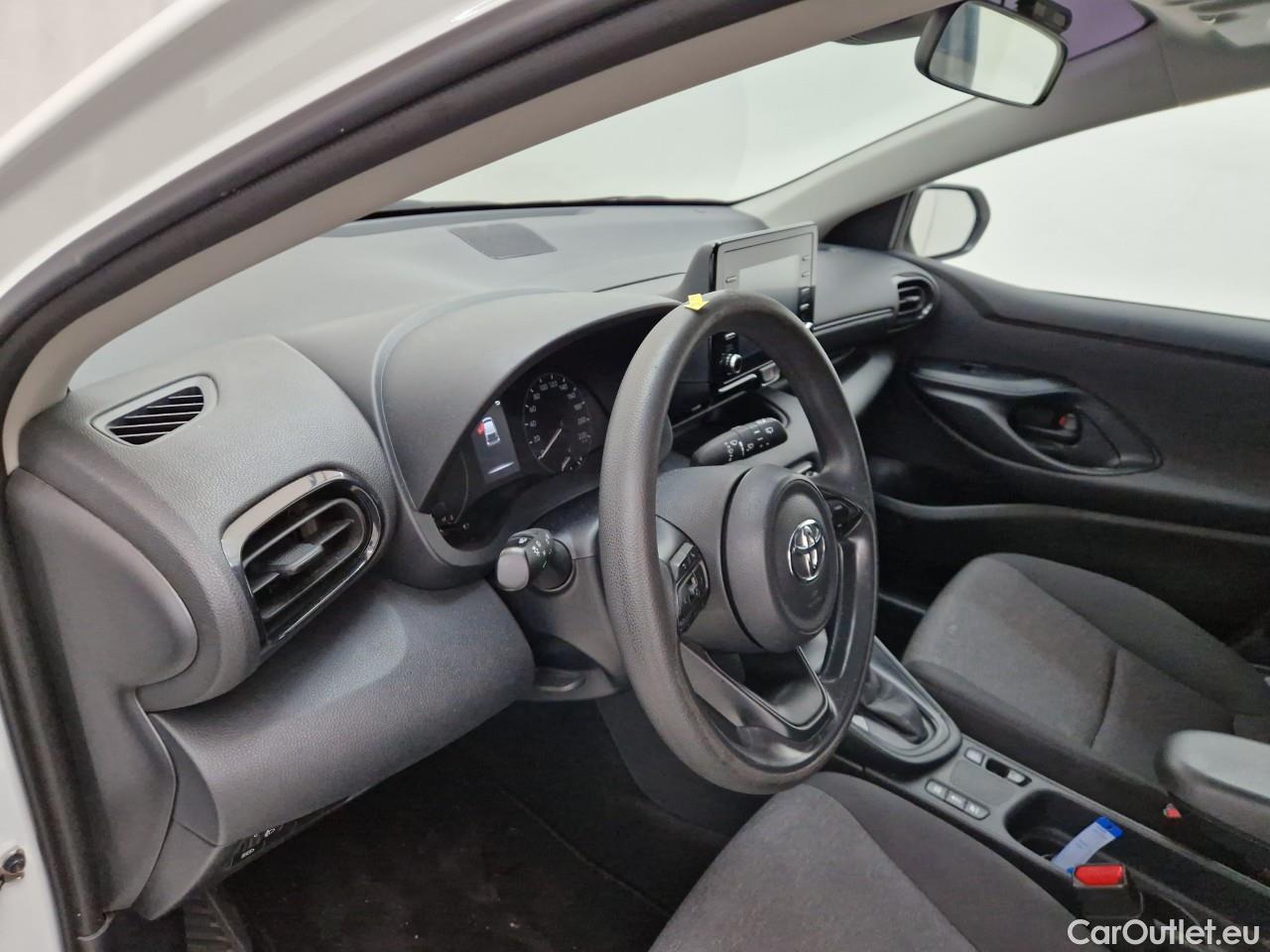  Toyota  Yaris 1.5 Hybrid Eco HYB Auto #28