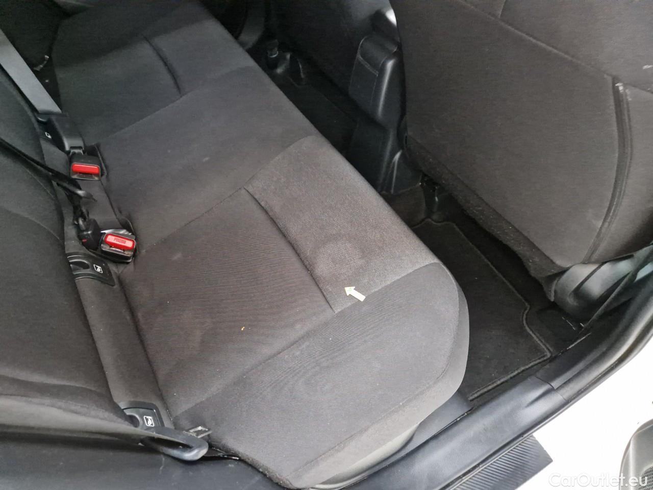  Toyota  Yaris 1.5 Hybrid Eco HYB Auto #32