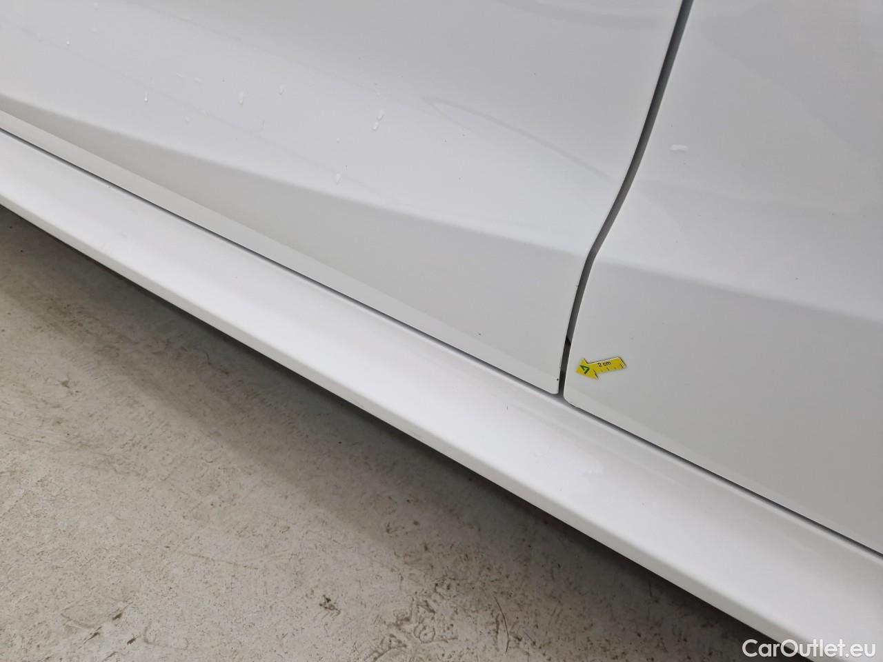  Toyota  Yaris 1.5 Hybrid Eco HYB Auto #1