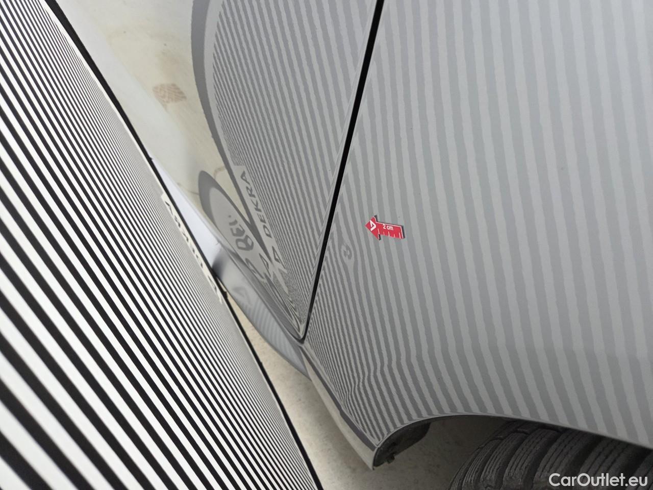  Toyota  Corolla 1.8 Hybrid Exclusive HSD TS E-CVT #24