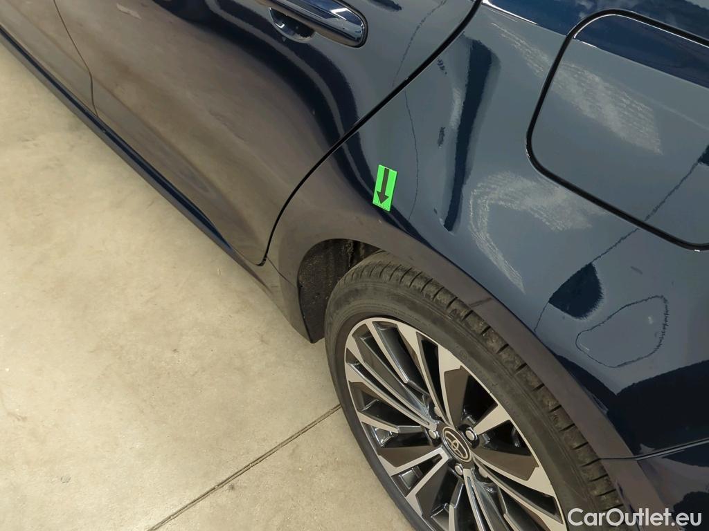  Toyota  Corolla 1.8 Hybrid Dynamic HSD E-CVT #9