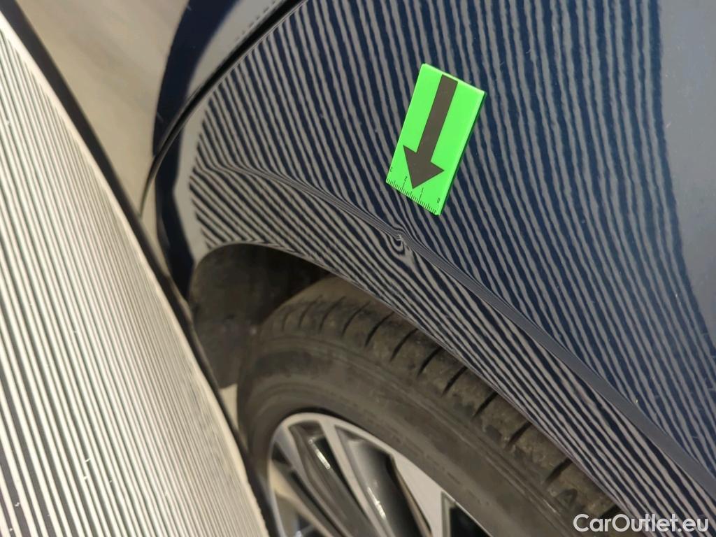  Toyota  Corolla 1.8 Hybrid Dynamic HSD E-CVT #10