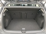  Volkswagen  Golf  Life 1.0 TSI #9