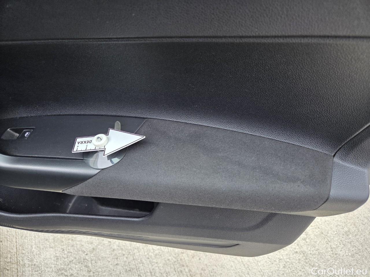  Volkswagen  Polo 1.0 80CP Trendline #47