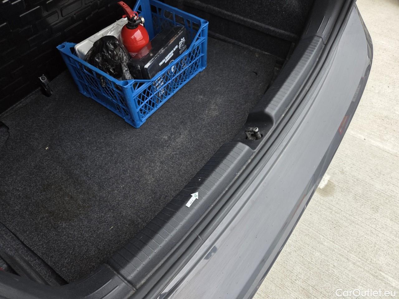  Volkswagen  Polo 1.0 80CP Trendline #55