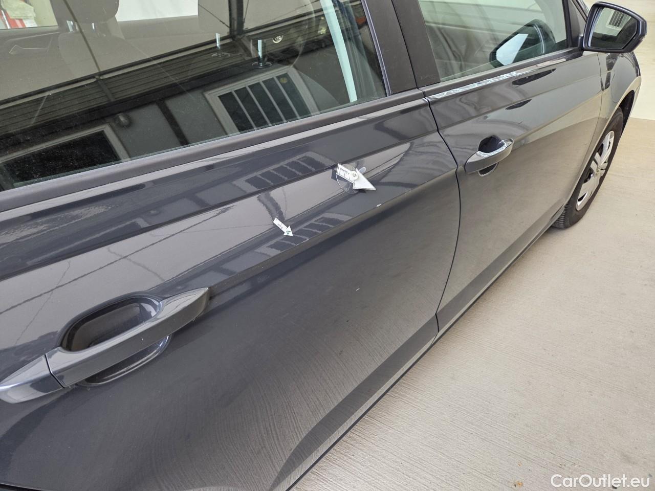  Volkswagen  Polo 1.0 80CP Trendline #24