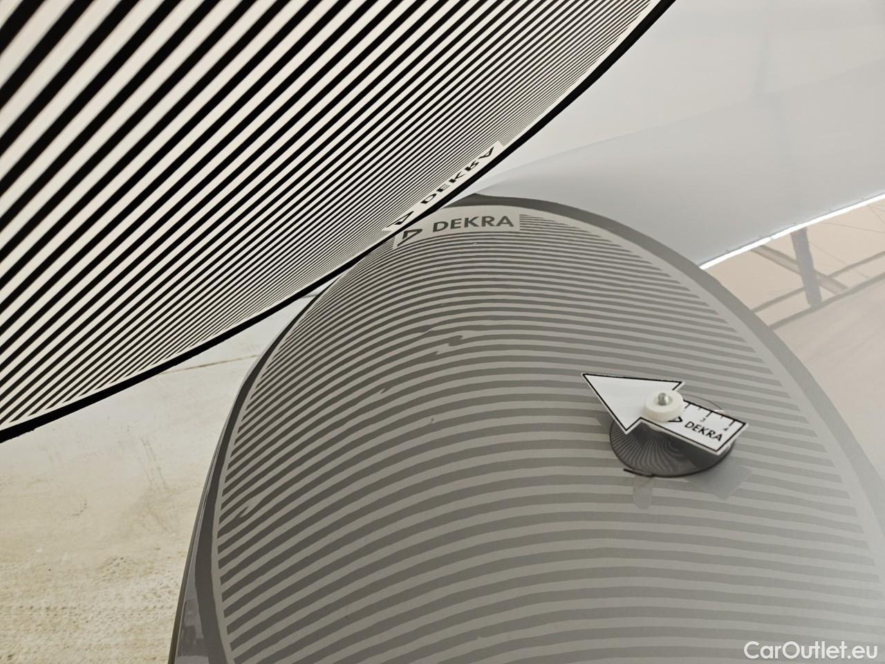  Volvo  XC 40 1.5 T5 PHEV Plus Dark Recharge DCT #2