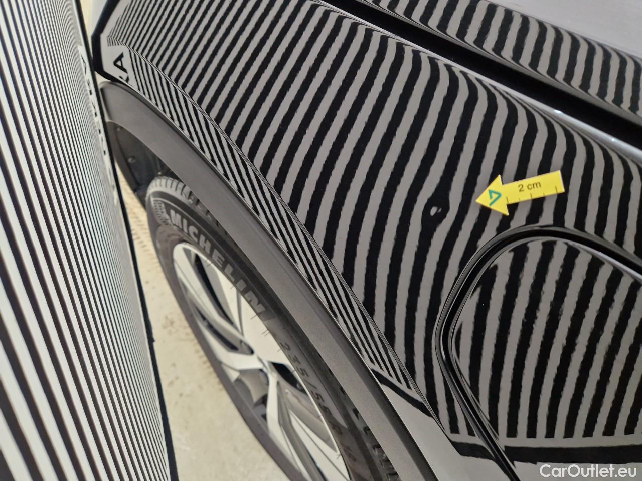  Volvo  XC 40 1.5 T5 PHEV Plus Dark Recharge DCT #1