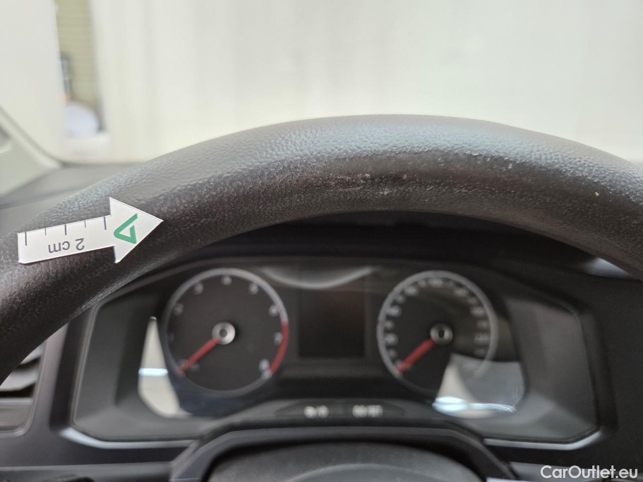  Volkswagen  Polo 1.0 80CP Trendline #40