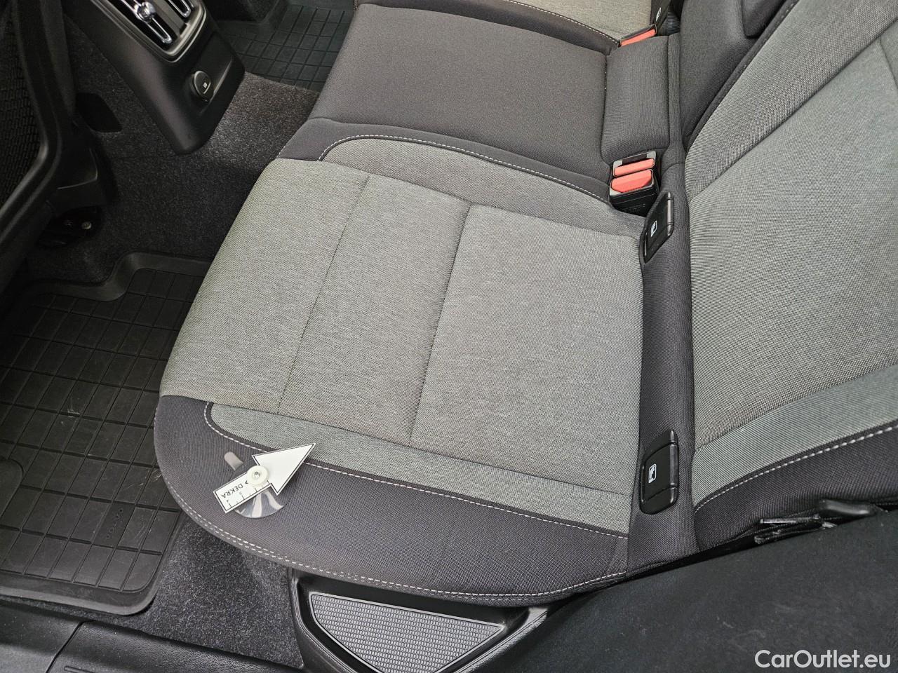  Volvo  XC 40 1.5 T5 PHEV Plus Dark Recharge DCT #10