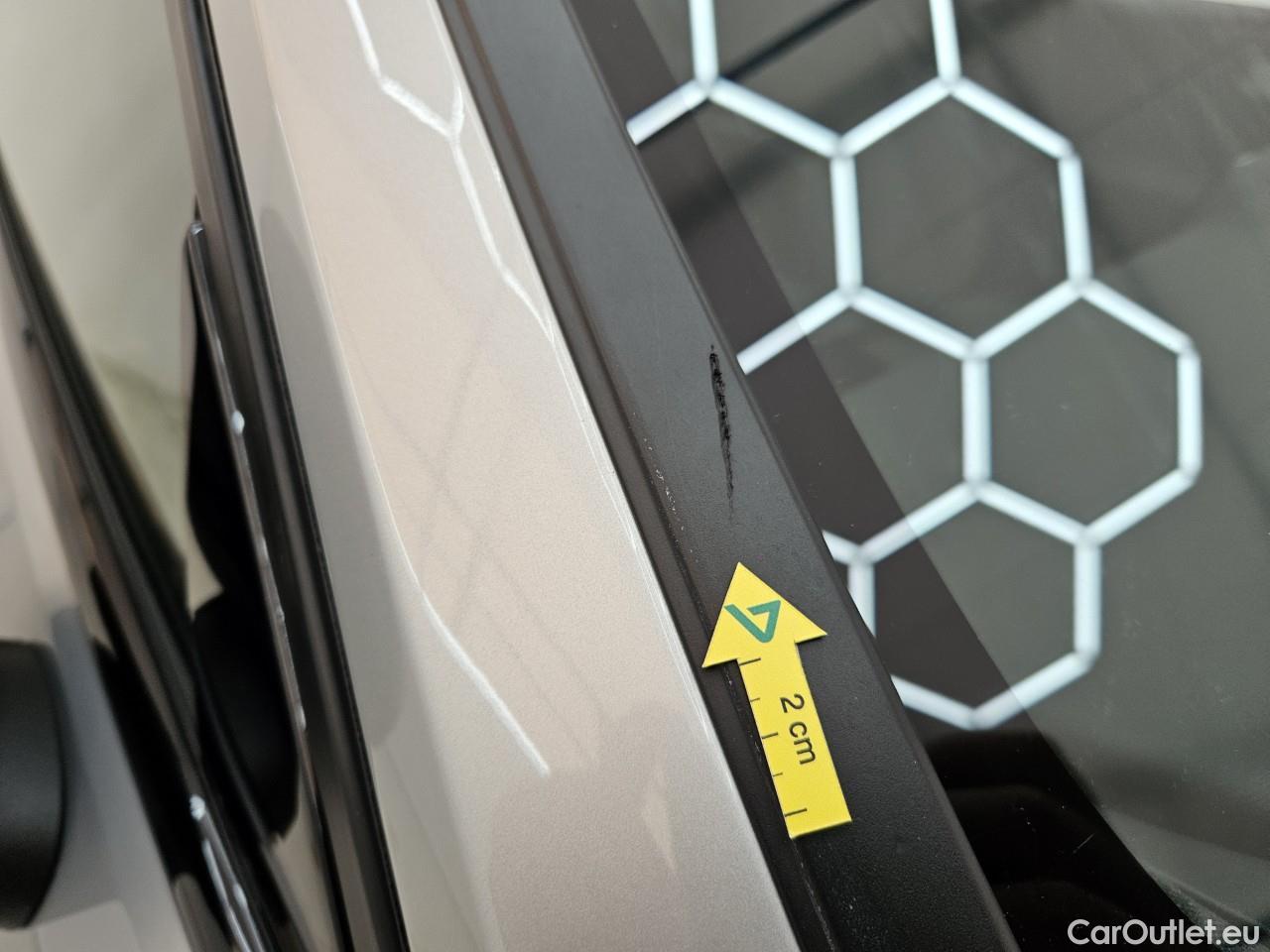  Volvo  XC 40 1.5 T5 PHEV Plus Dark Recharge DCT #5