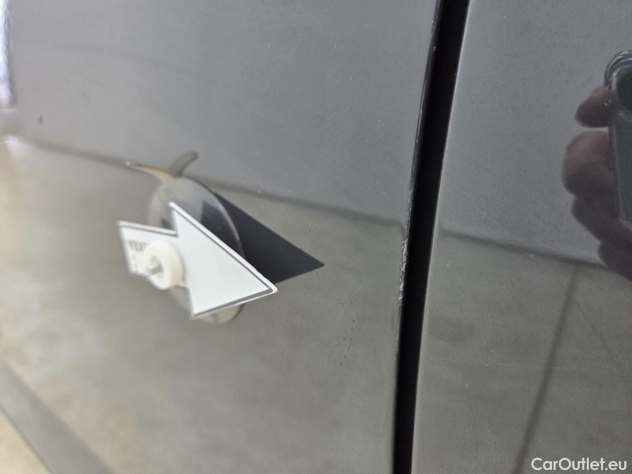  Volkswagen  Polo 1.0 80CP Trendline #60