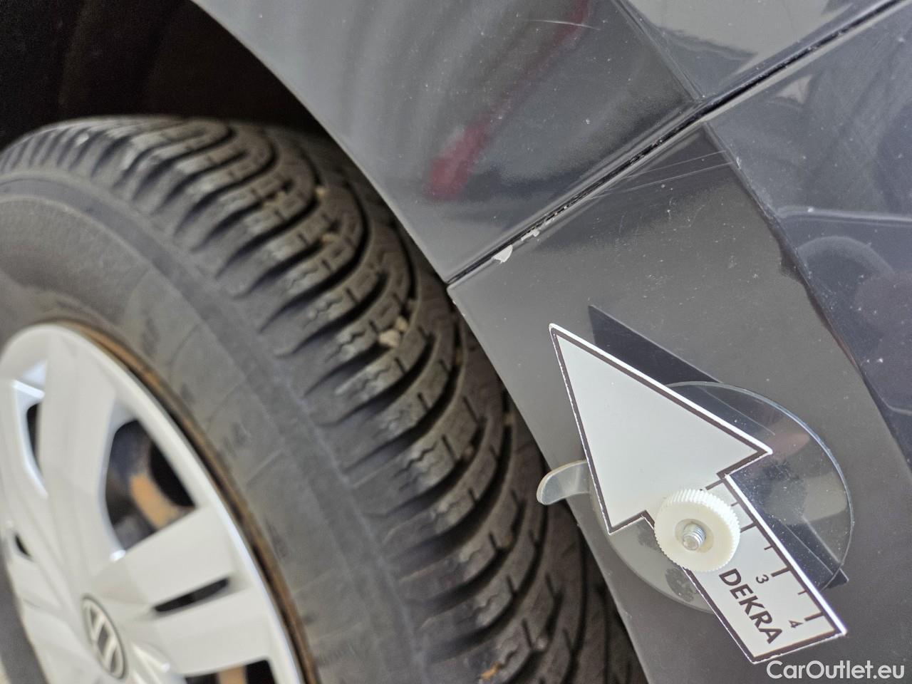  Volkswagen  Polo 1.0 80CP Trendline #29