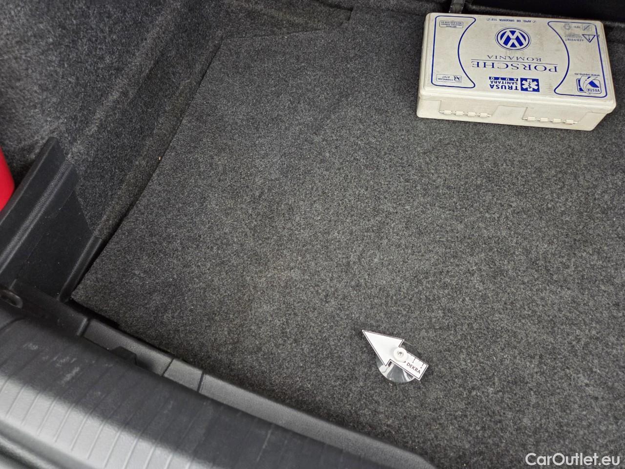  Volkswagen  Polo 1.0 80CP Trendline #49