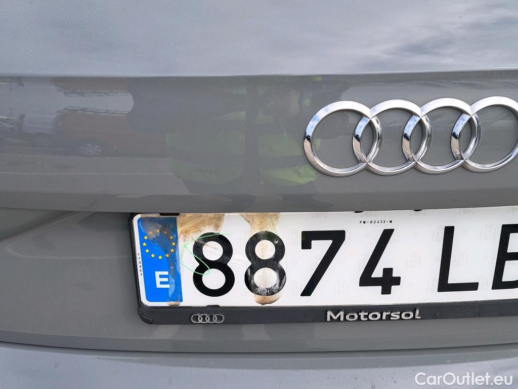  Audi  Q2 AUDI  / 2016 / 5P / todoterreno Design 30 TFSI 85kW (116CV) #23