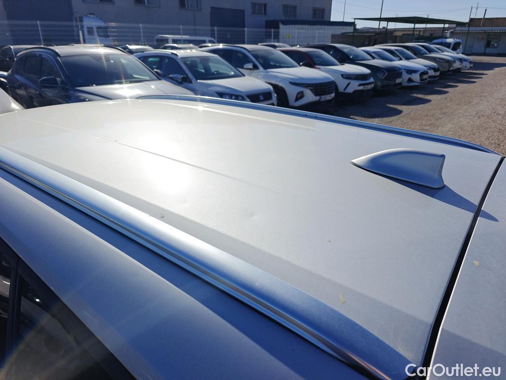  Toyota  Corolla TOYOTA  / 2019 / 5P / familiar 1.8 125H ACTIVE TECH E-CVT TOU SPORT #5