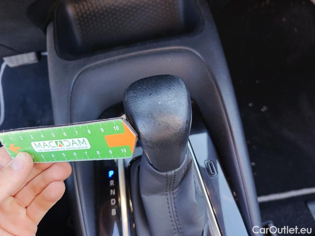  Toyota  Corolla TOYOTA  / 2019 / 5P / familiar 1.8 125H ACTIVE TECH E-CVT TOU SPORT #46