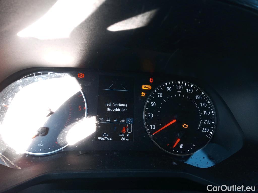  Renault  Clio RENAULT  / 2019 / 5P / berlina con portón Equilibre Blue dCi 74kW (100CV) #35