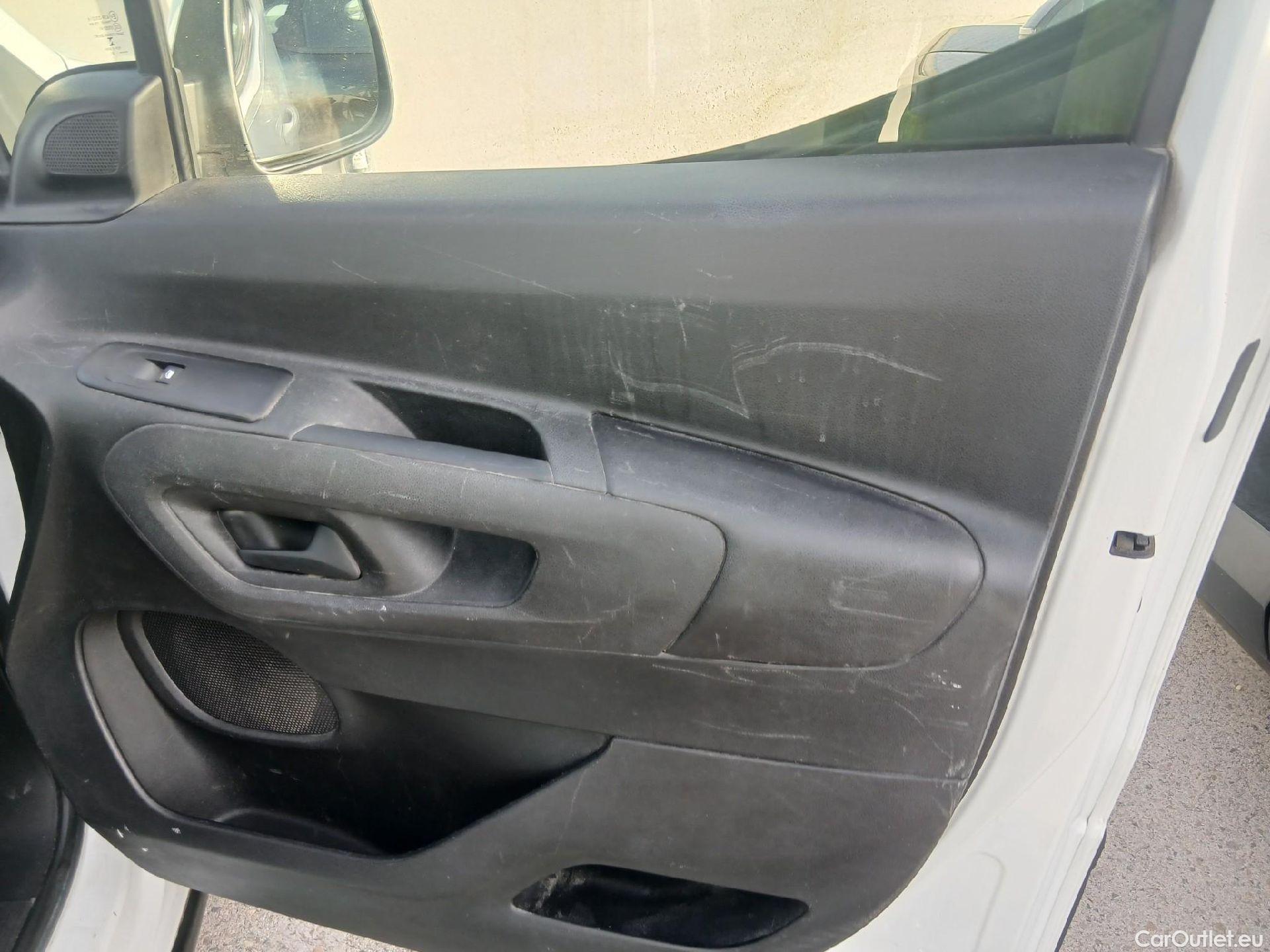  Peugeot  RIFTER PEUGEOT  / 2018 / 4P / combi Active Standard BlueHDi 73kW (IND) #20